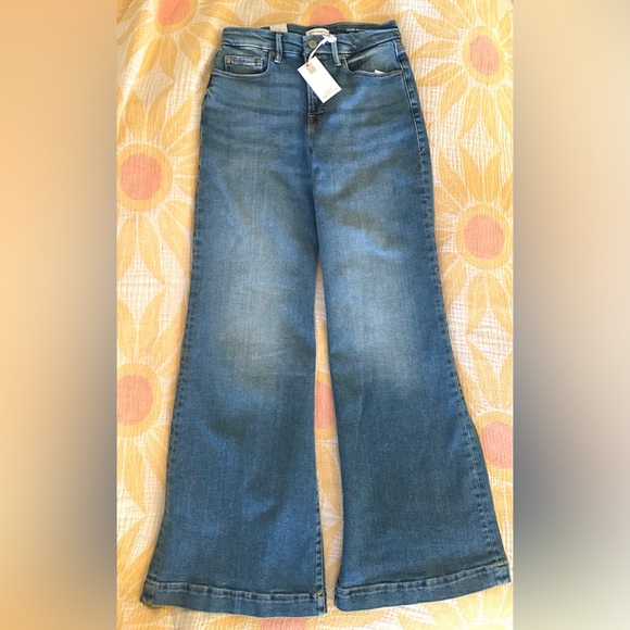 Good American Good Petite Palazzo Light Compression Jeans NWT - Picture 5 of 6